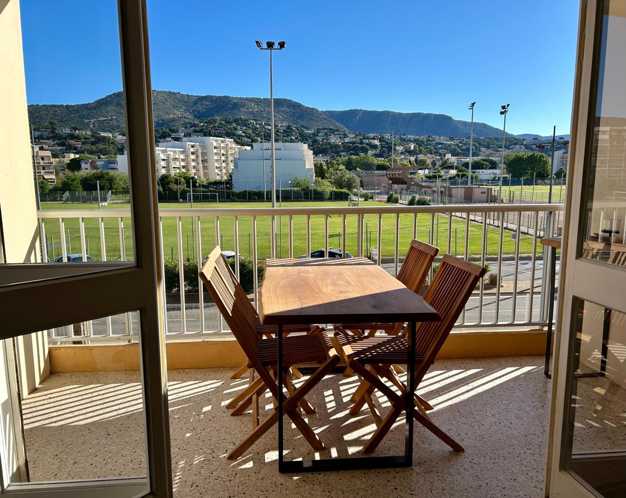 T3 A 300M Plage Avec Piscine Tennis Le Lavandou Bagian luar foto